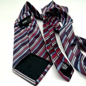 Boss Hugo Boss 100% silk tie made in Italy